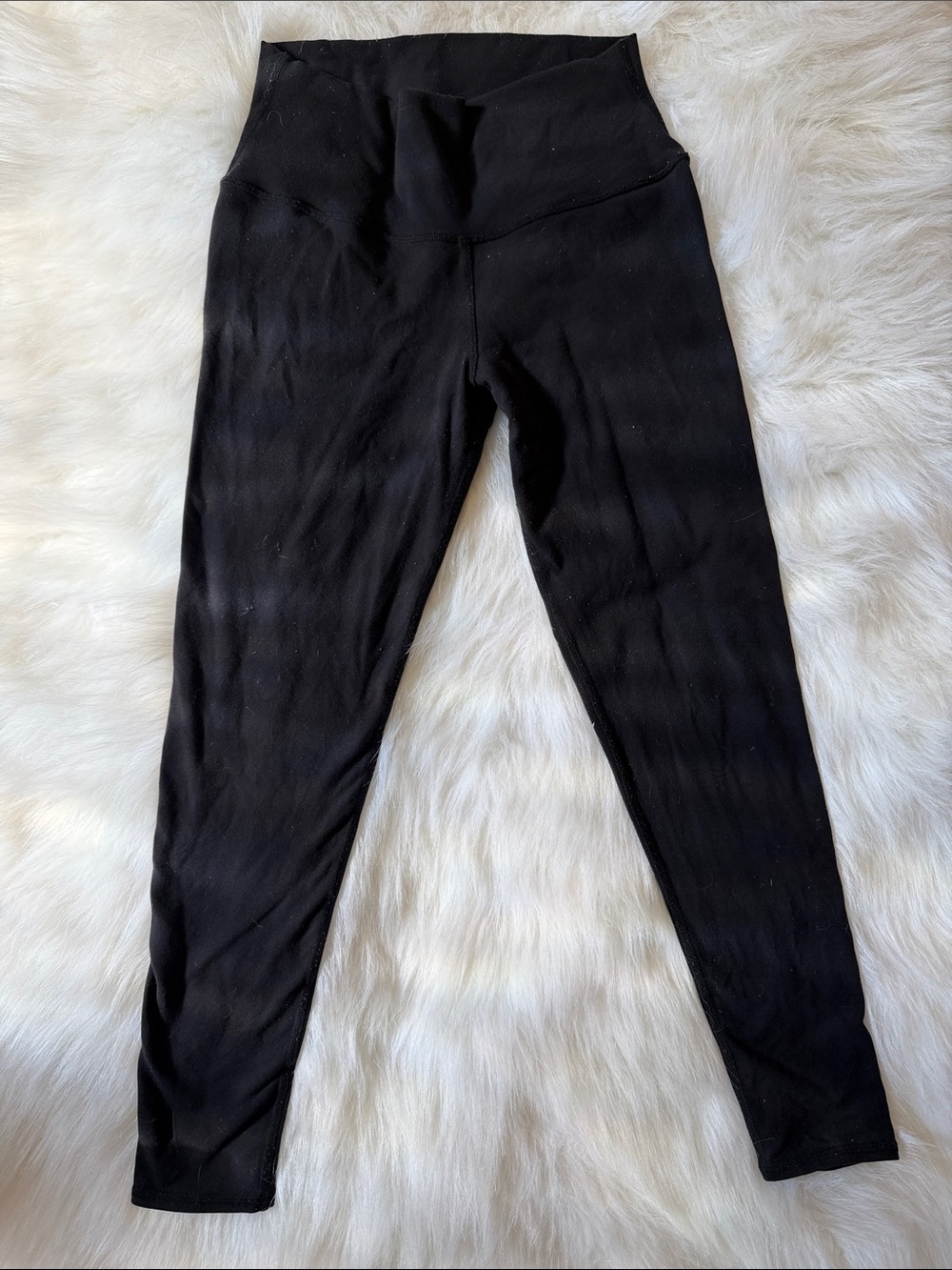 ALO Yoga women’s Black High-Rise Leggings